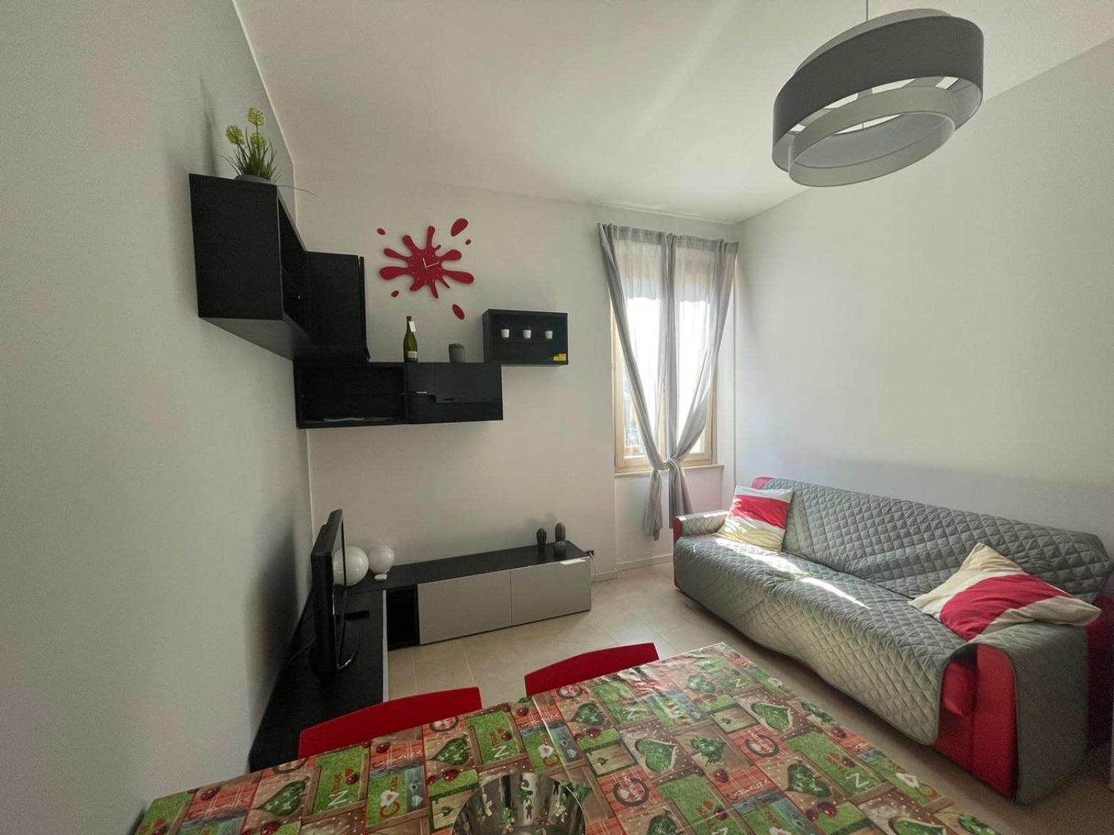 Antica Campione Rooms & Hostel กัมปิโอเน เดล การ์ดา ภายนอก รูปภาพ